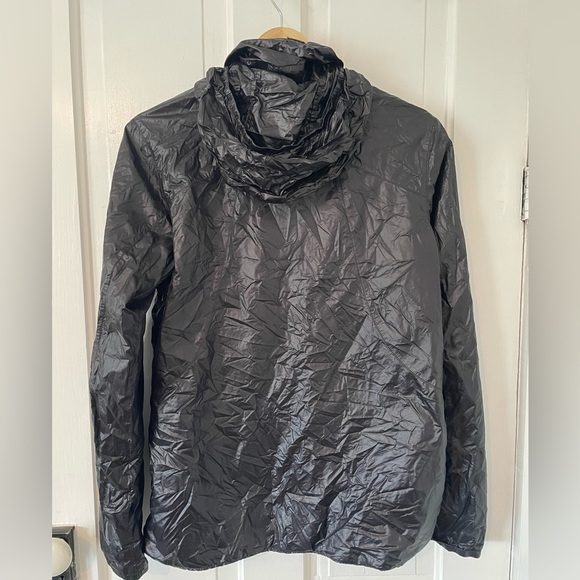 mountain hardwear ghost lite type jacket rain-windproof running light womens M - Picture 4 of 10